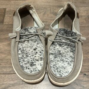 Women’s custom cowhide hey dudes